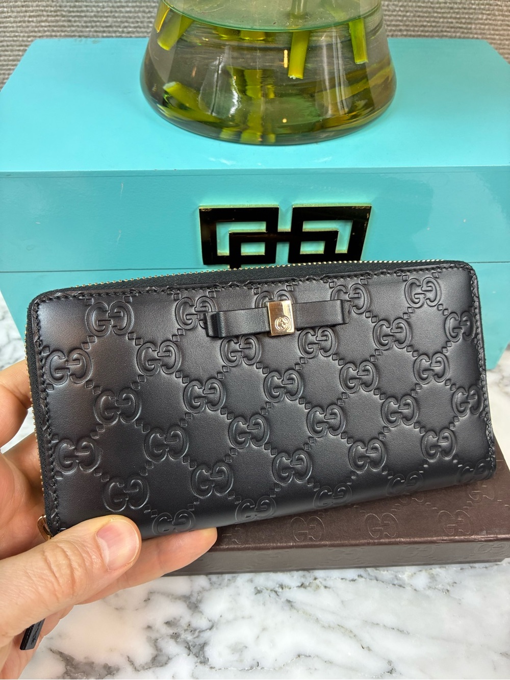 Gucci Black Nero Guccissima GG Zip Around Leather Wallet w/ Bow Accent - NWOT - Picture 3 of 13